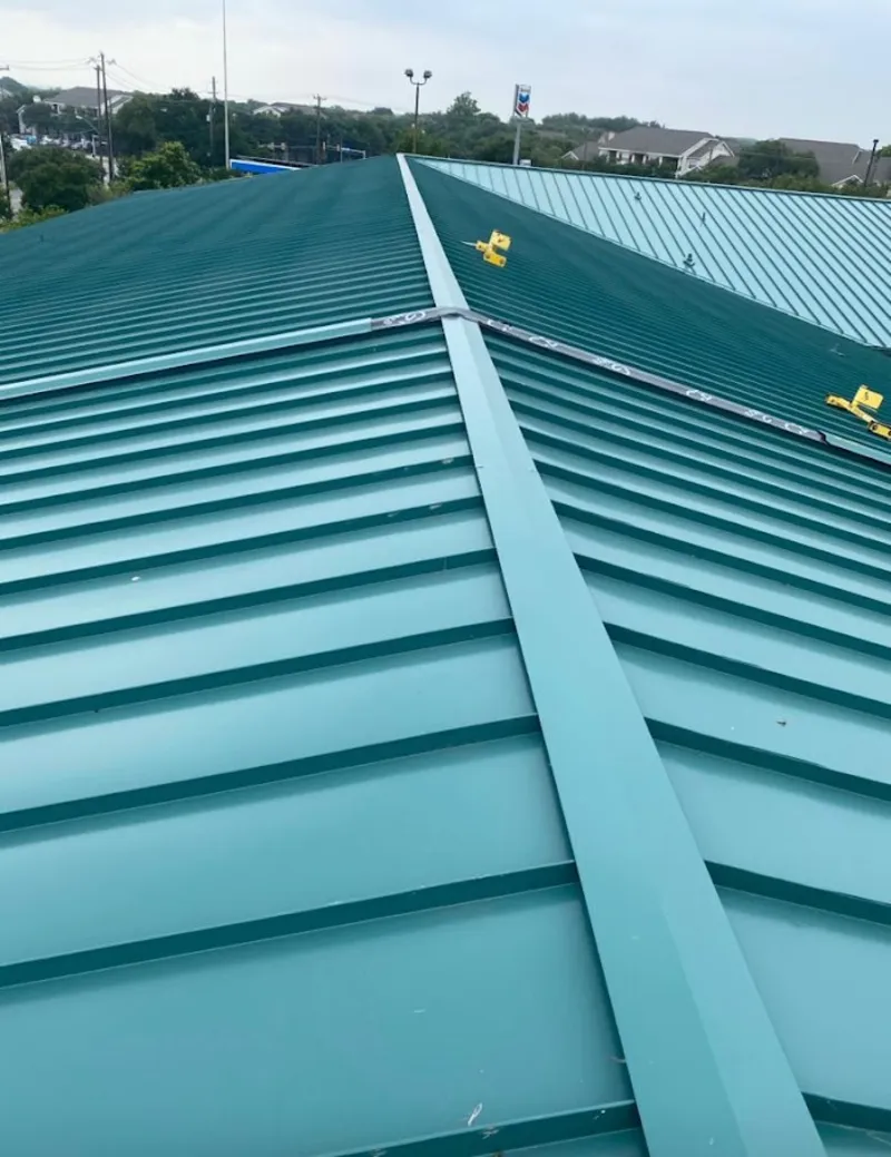 Green commercial metal roof ridge and valley for Metal Roof Repair in Kissimmee